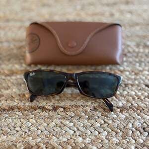 RAY BAN RB2117 902 THICK SLEEK UNDERCURRENT TORTOISE G15 UV SUNGLASSES w/CASE